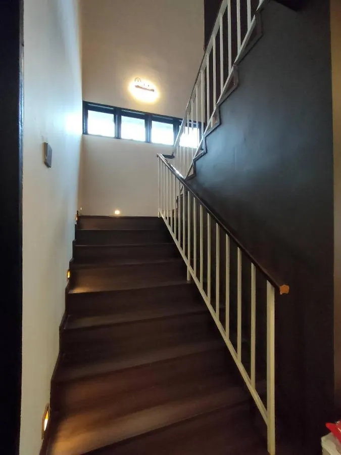Villa Villamax Klebang Beach Homestay Melaka 25 Pax 6R4B